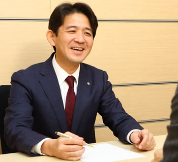 代表司法書士  大久保 博史